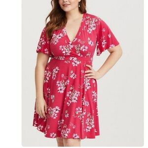 NWT Torrid Pink Floral Studio Knit Faux Wrap Surplice Short Sleeve Dress Size 4X